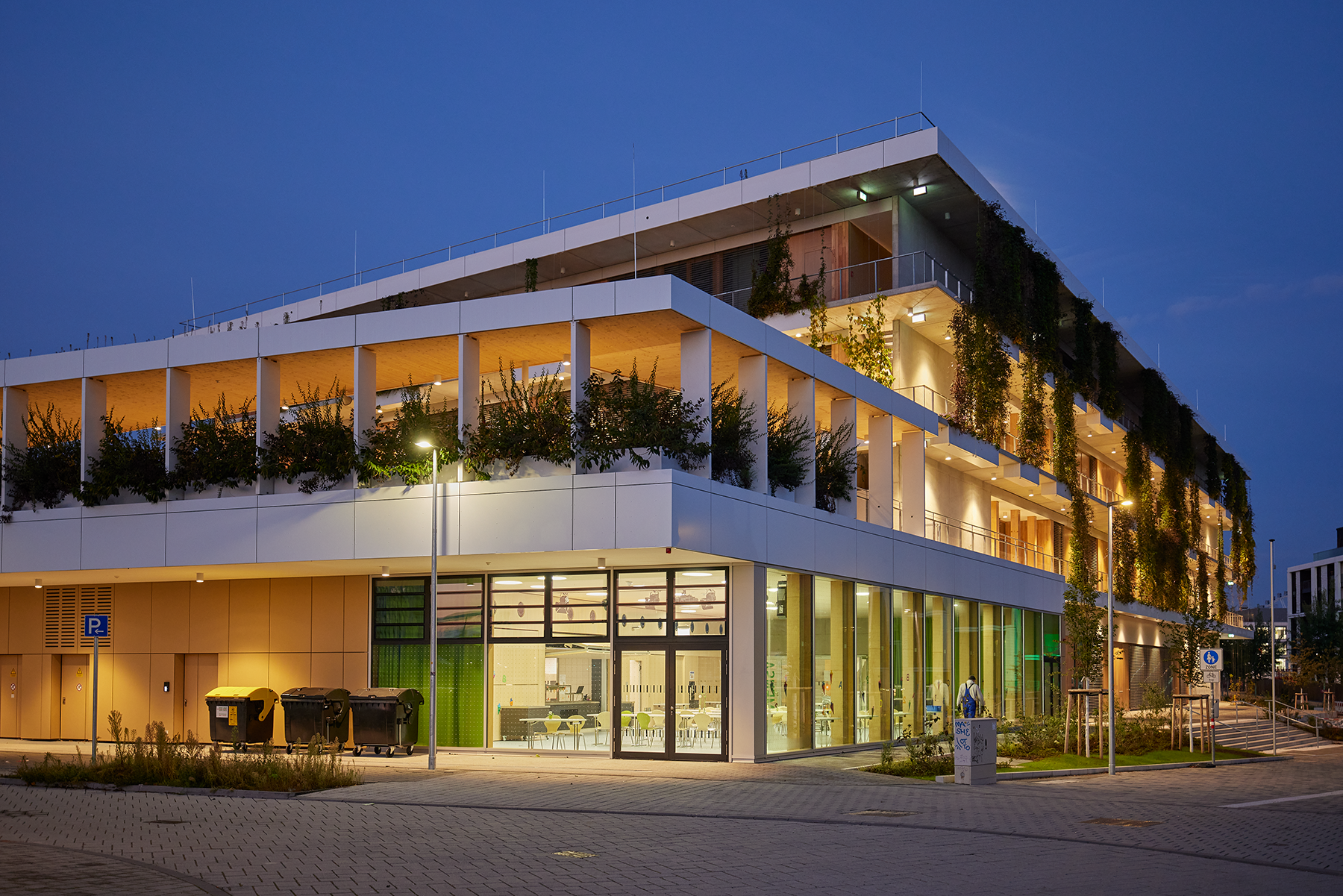 Bildungshaus Neckarpark Stuttgart – modernes Bildungsgebäude mit geplanter Elektrotechnik von KIENLE Beratende Ingenieure